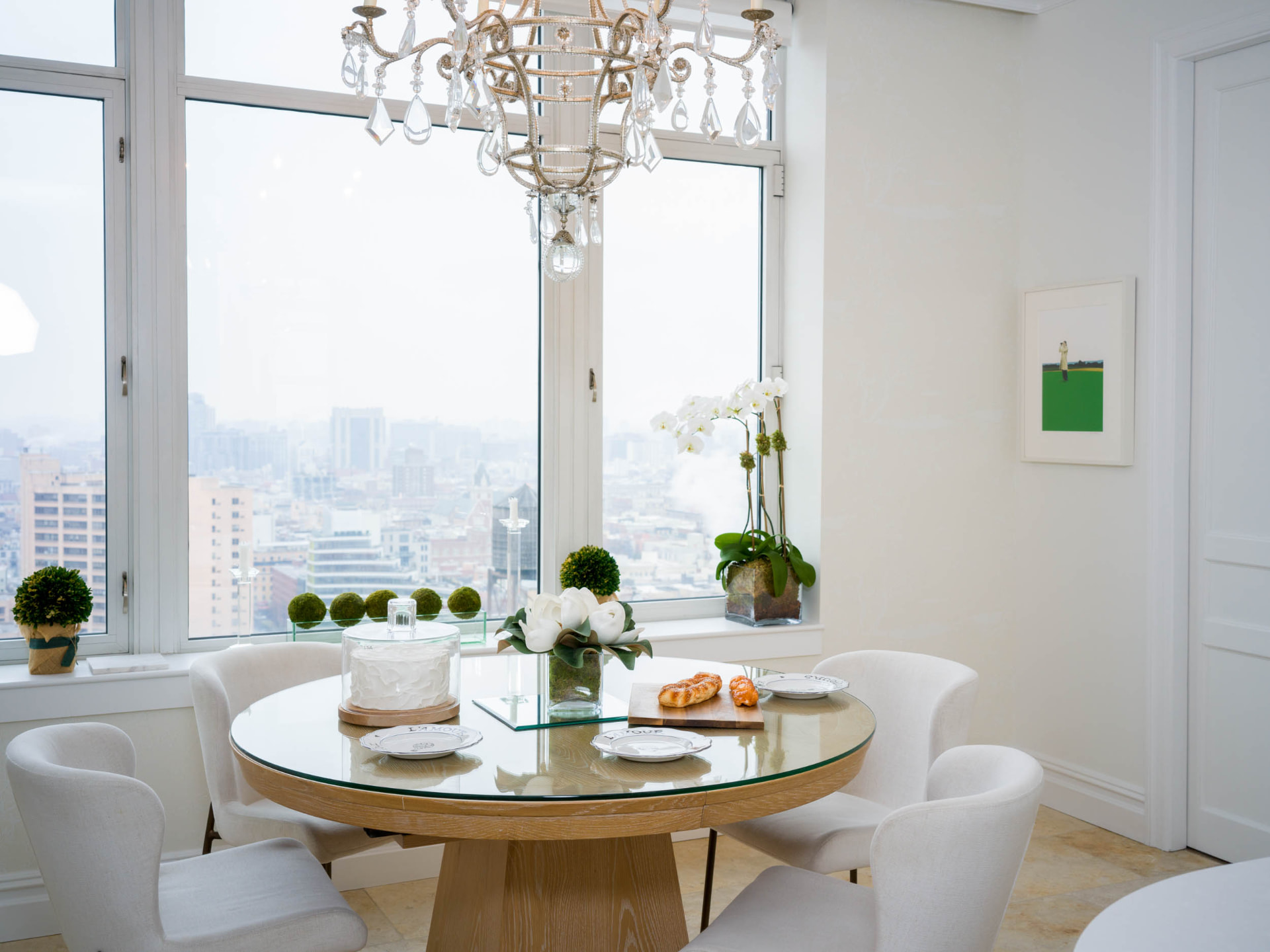 Breakfast nook with built-in banquette and natural light